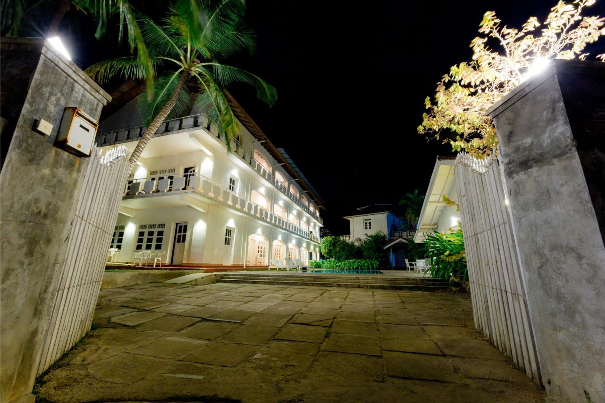 Shangrela Beach Resort By Ark Ambalangoda  Eksteriør billede